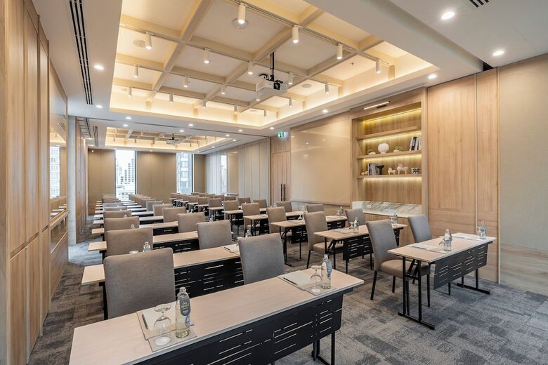 Hotel Staybridge Suites Bangkok Sukhumvit By Ihg