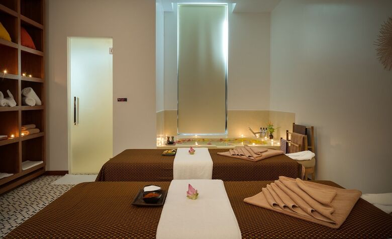 Hotel Waka Villa Private Resort & Spa 16 + Adults Only