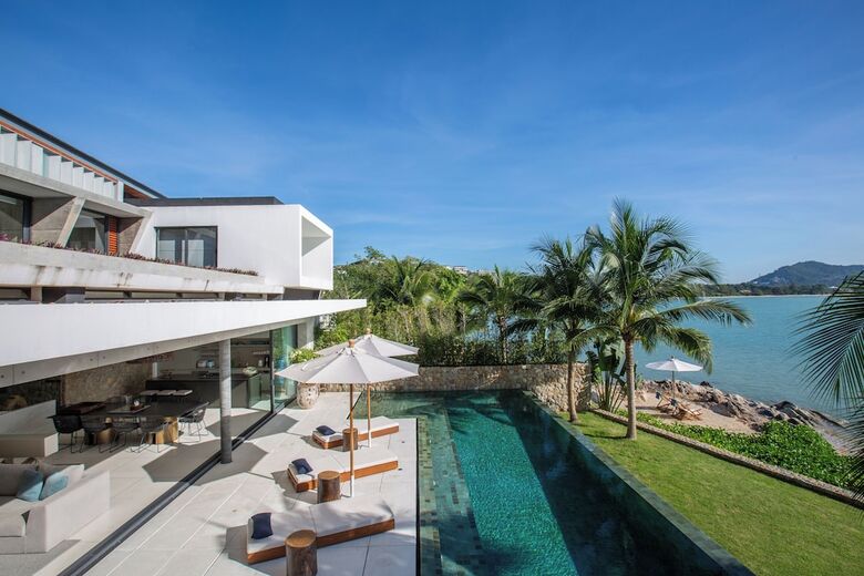 Kerem Luxury Beachfront Villas