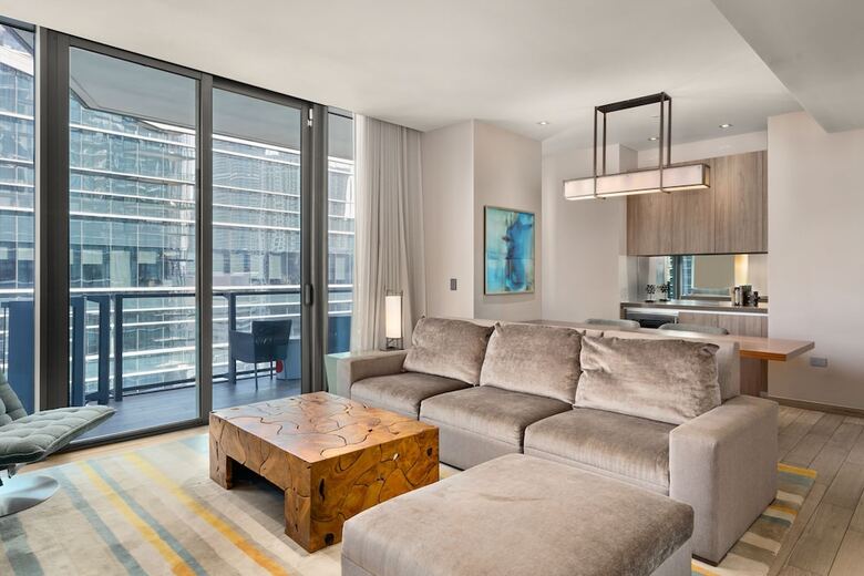 Hotel East Miami Residences