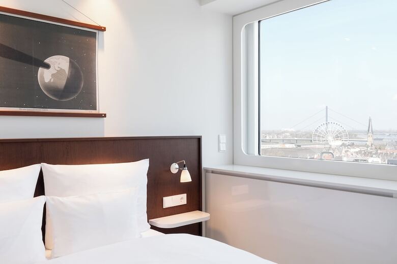 Ruby Luna Hotel D�sseldorf