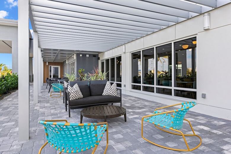 Hotel Towneplace Suites By Marriott Cape Canaveral