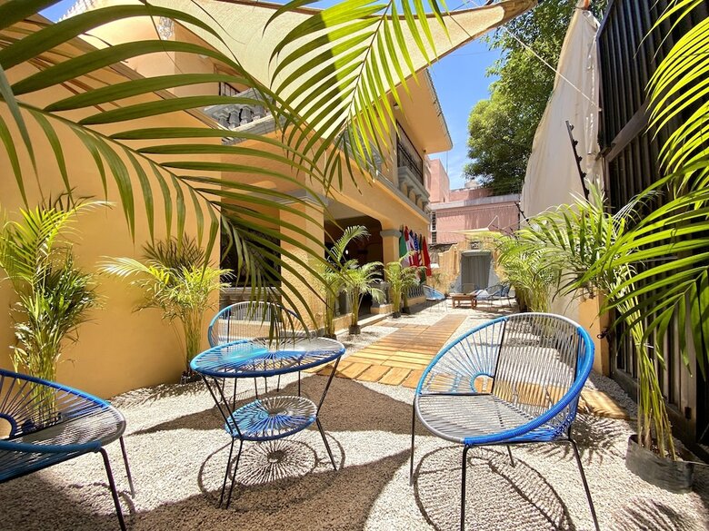 Hotel Roomies Hostel Centro Medico