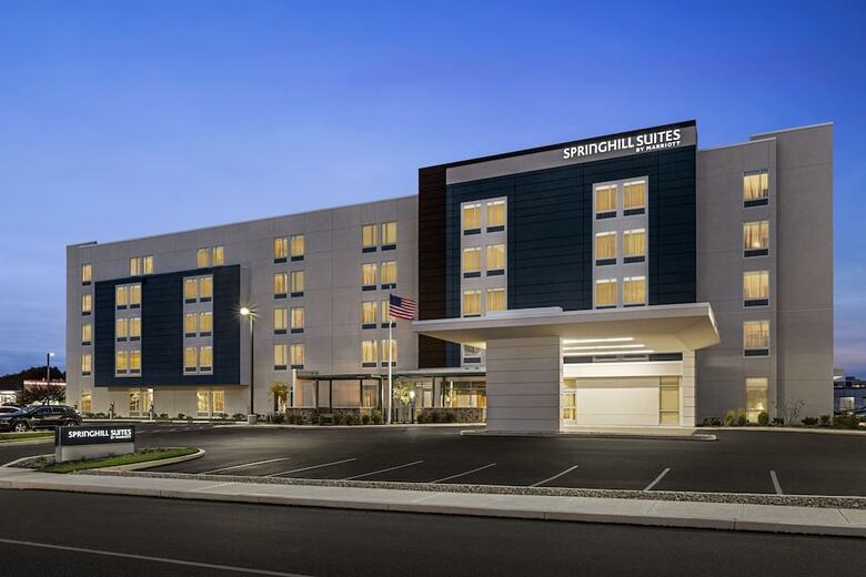 Hotel Springhill Suites By Marriott Camp Hill