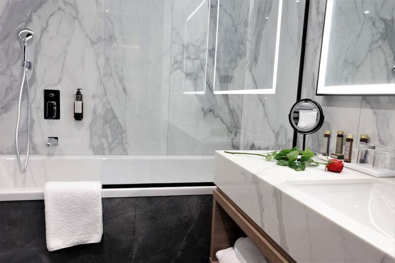 Grand Plaza Hotel And Congress Centre