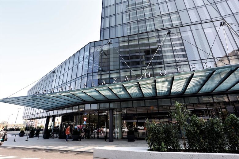 Grand Plaza Hotel And Congress Centre