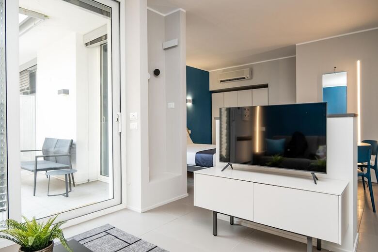 Imbriani Suites