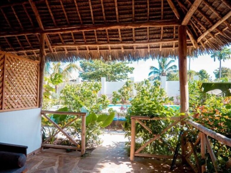Hotel Hapa Hapa Bungalows