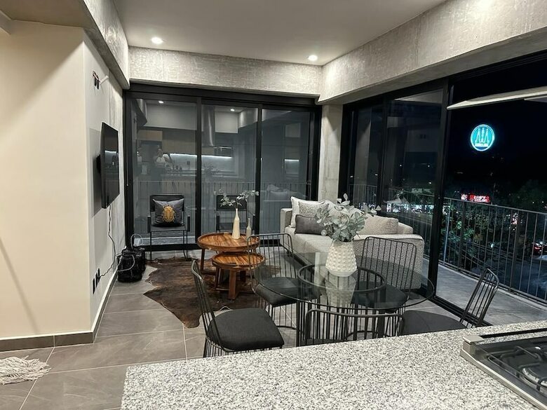 Apartamentos Punto Panamericano