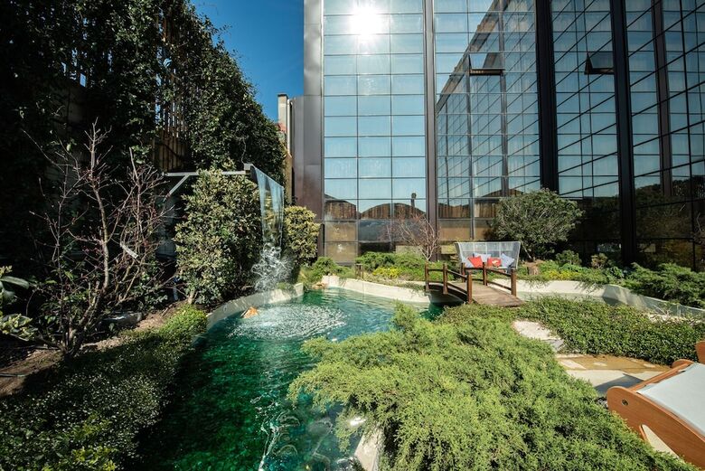 Gold Tower Lifestyle Hotel