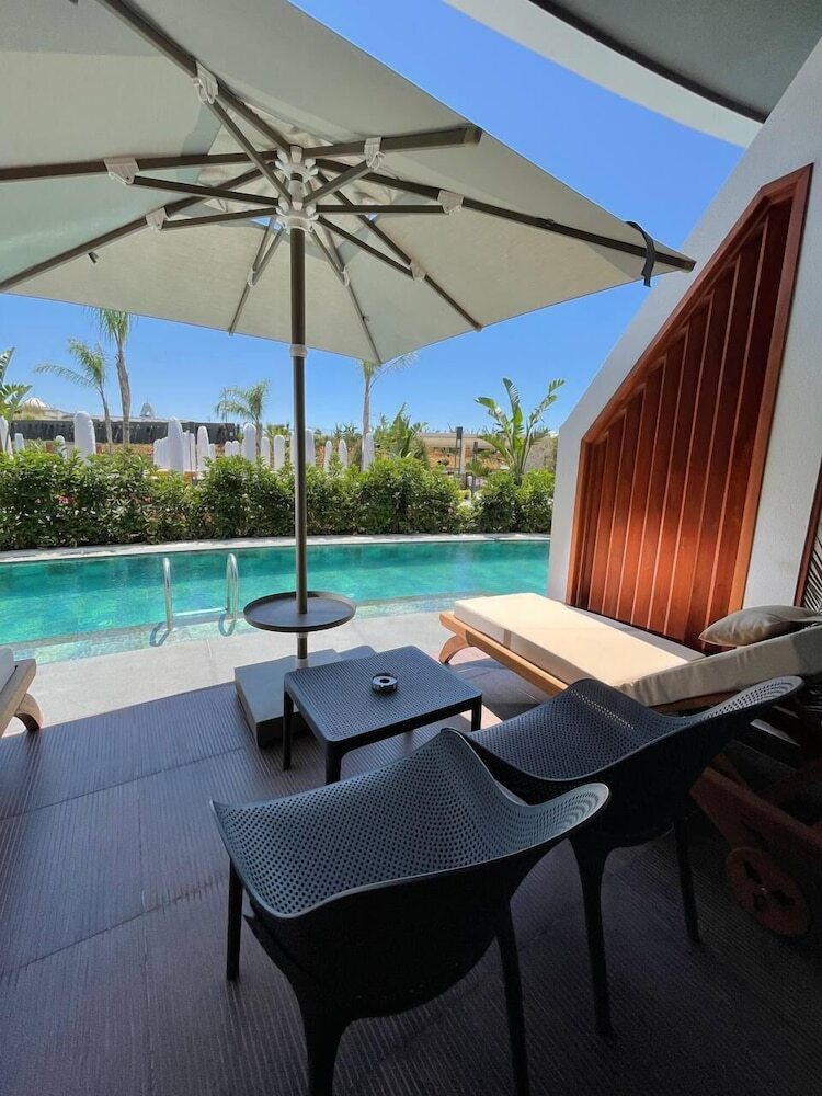 Liu Resorts - All Inclusive