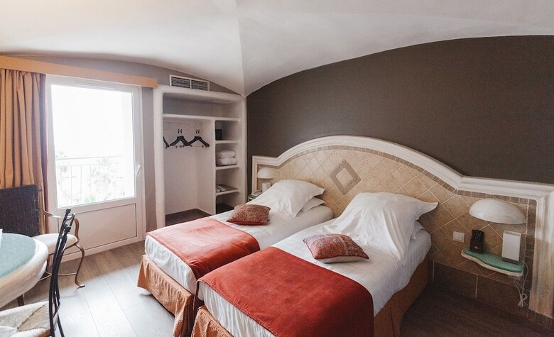 Hotel H�tel Spa Restaurant L'ostella