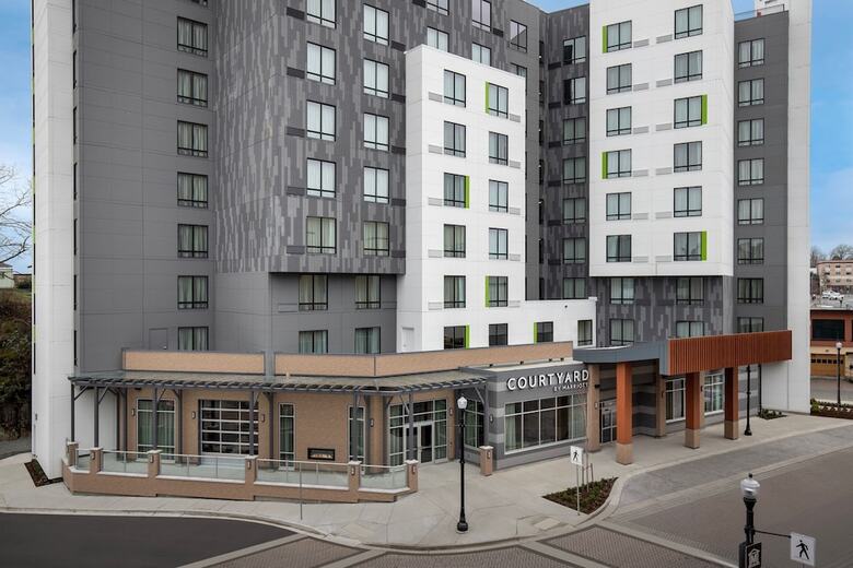 Hotel Courtyard By Marriott Nanaimo