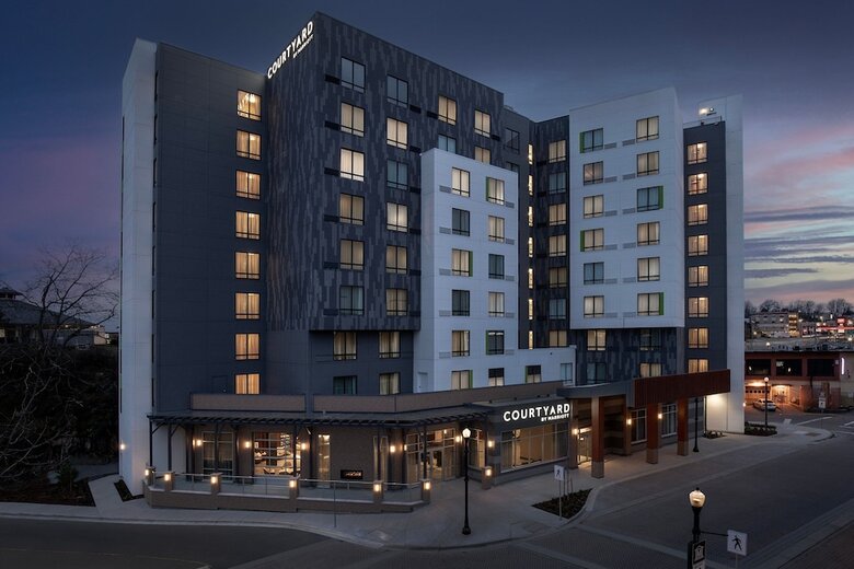 Hotel Courtyard By Marriott Nanaimo