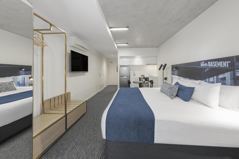 Oaks Melbourne St Kilda Road Hotel