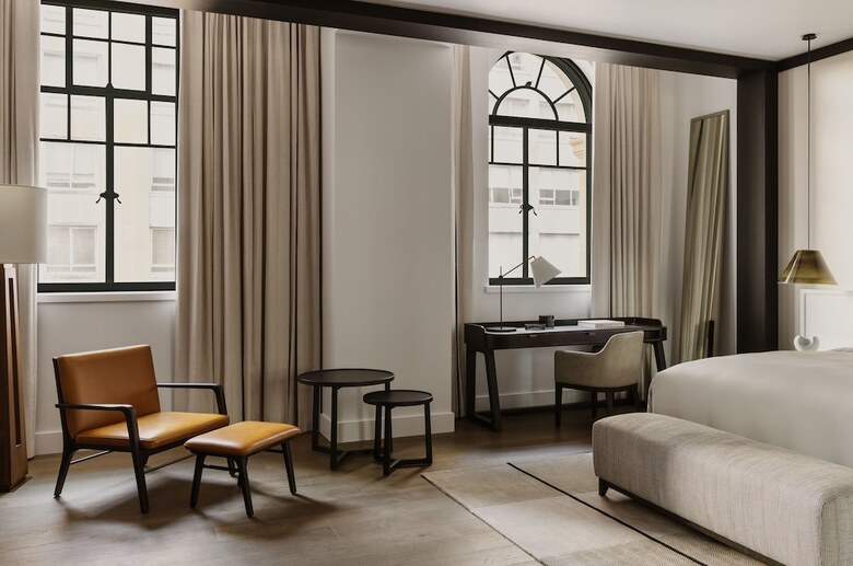 Hotel Capella Sydney