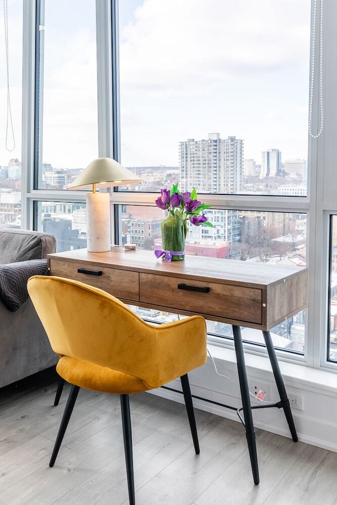 Hotel Stallion Suites - Entertainment District