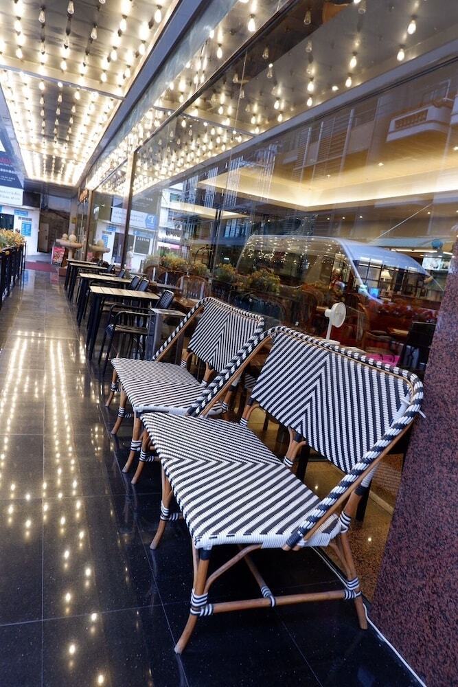 Furamaxclusive Pratunam Park Hotel