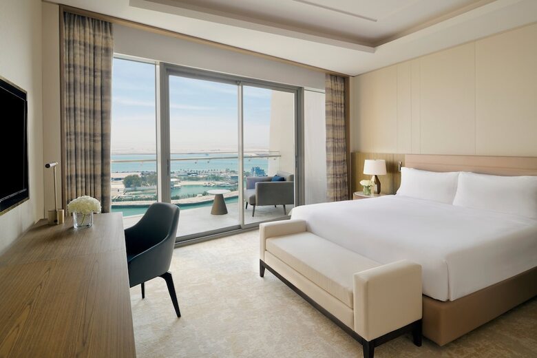 Hotel Intercontinental Residences Abu Dhabi By Ihg
