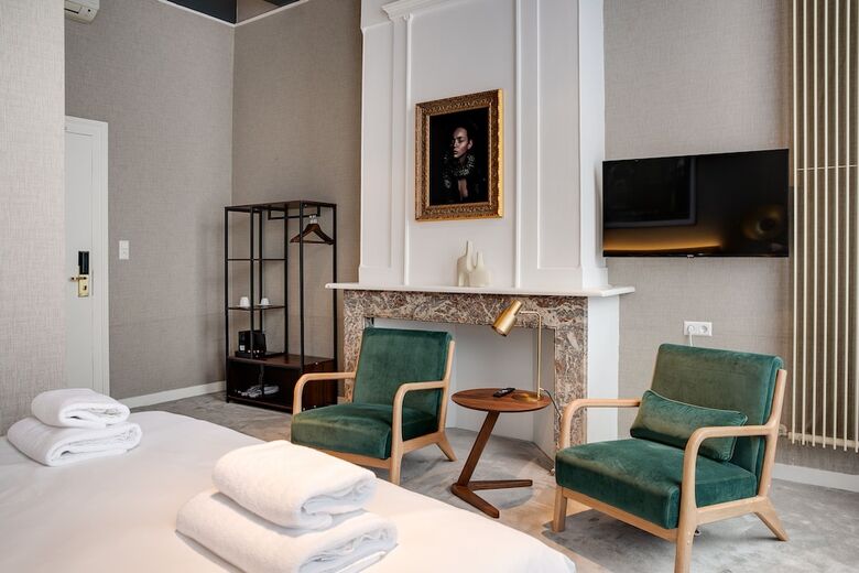 Hotel The Sixteen
