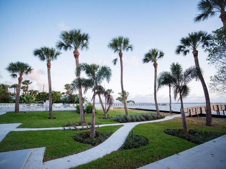 Caribbean Shores Vacation Rentals