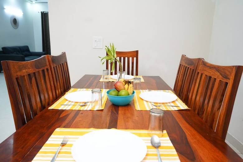 Bed & Breakfast Lime Tree Luxury 3bhk Serviced Apartment