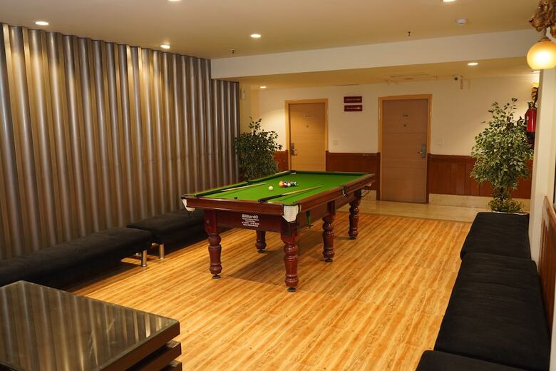 Sk Klyde Grand Hotel