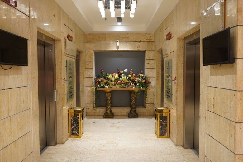 Sk Klyde Grand Hotel