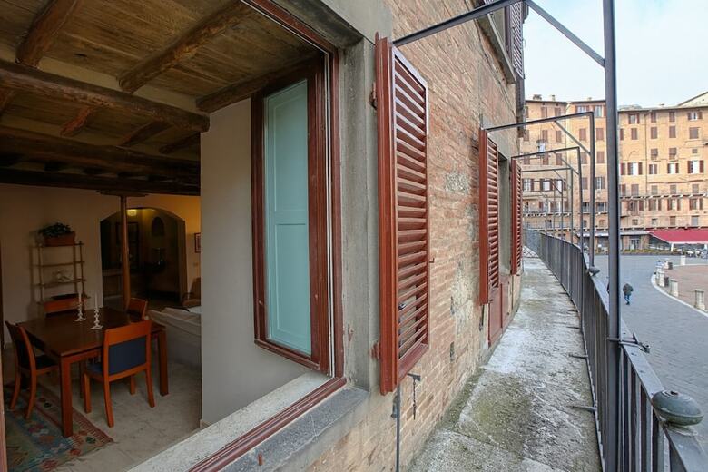 The Balcony Suite -piazza Del Campo View