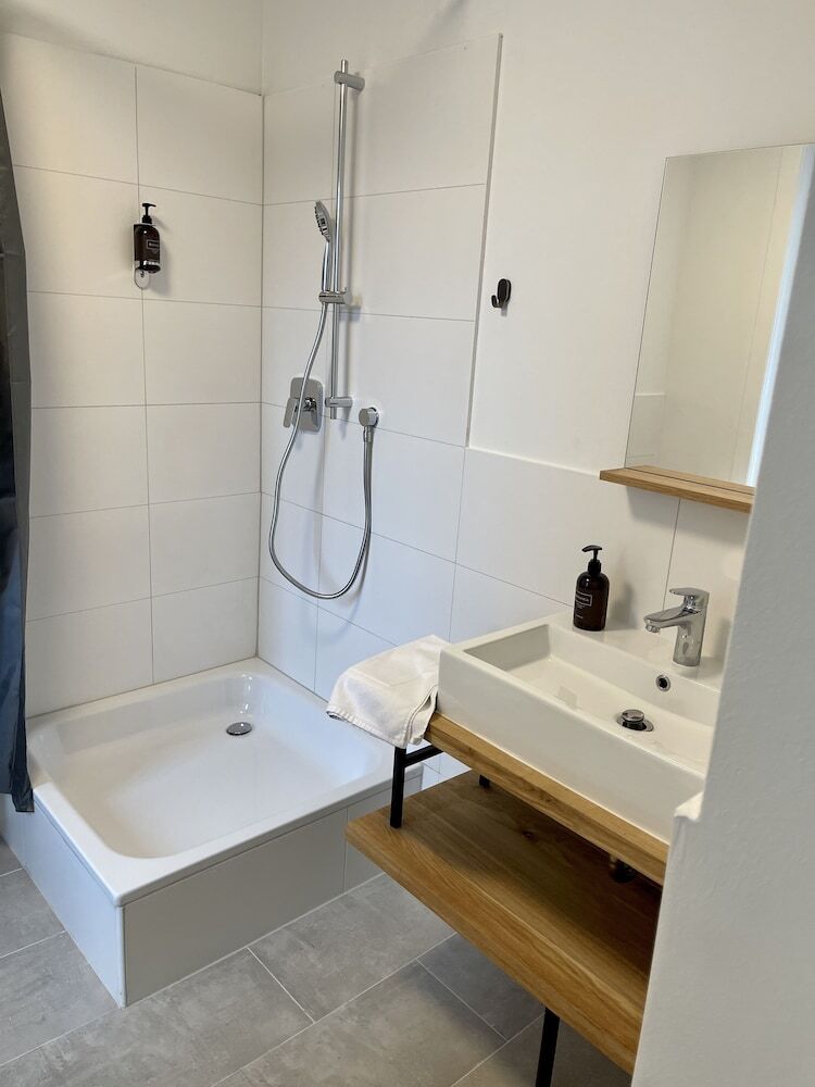 Aparthotel Neum�nster City