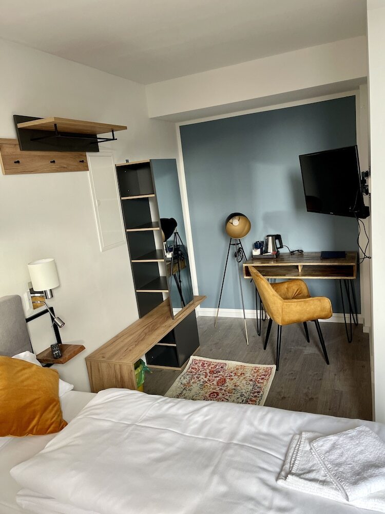 Aparthotel Neum�nster City