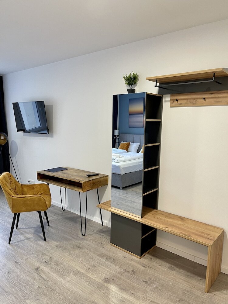 Aparthotel Neum�nster City