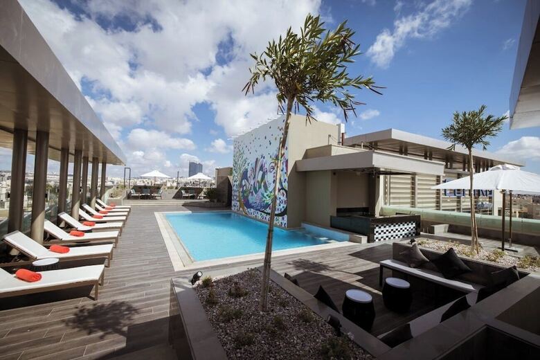 Hotel Centro Mada Amman By Rotana