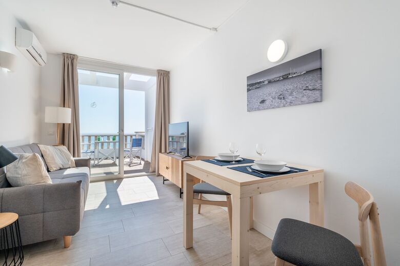 Aparthotel Orange Colom Seaside Apartments