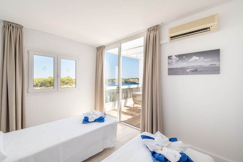 Aparthotel Orange Colom Seaside Apartments