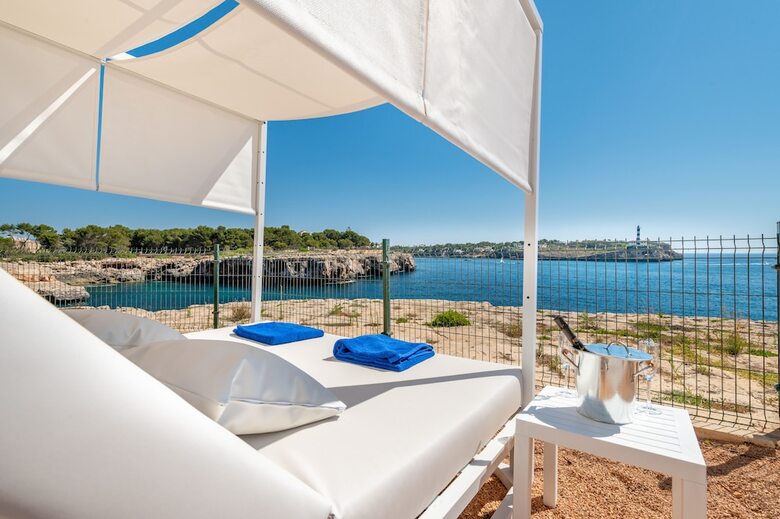 Aparthotel Orange Colom Seaside Apartments
