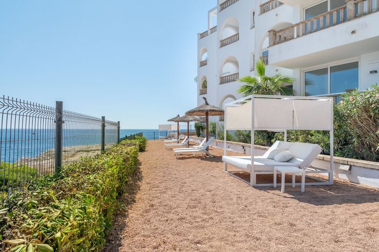 Aparthotel Orange Colom Seaside Apartments