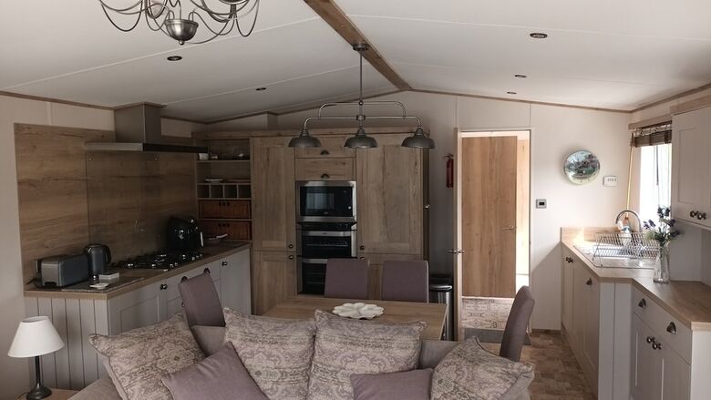 Project Binka - Luxury Caravan / Lodge 2 Bedrooms
