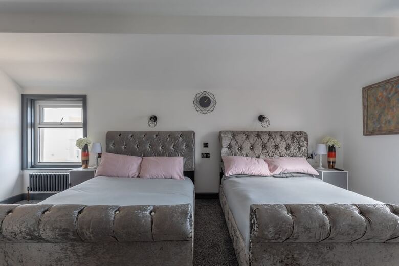 Residency Hotel And Bar