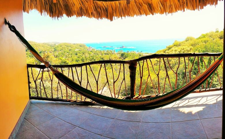 Hotel Caba�as Telay�
