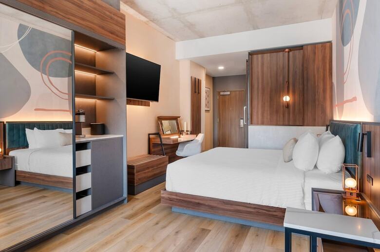 Cambria Hotel Nashville Midtown