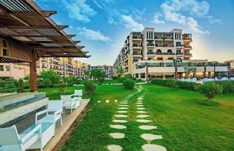 Hotel Gravity Resort Families & Couples Only