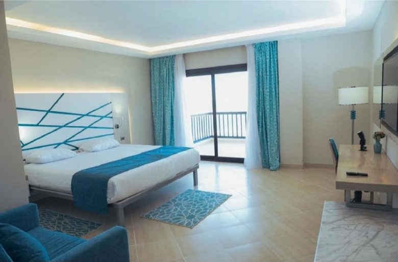 Hotel Gravity Resort Families & Couples Only