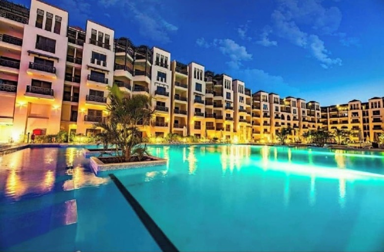 Hotel Gravity Resort Families & Couples Only