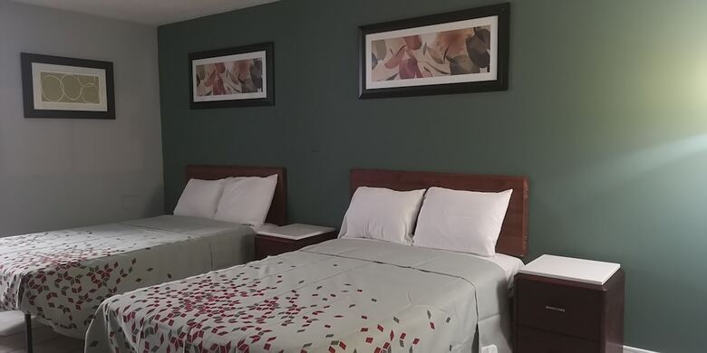 Motel American Value Inn