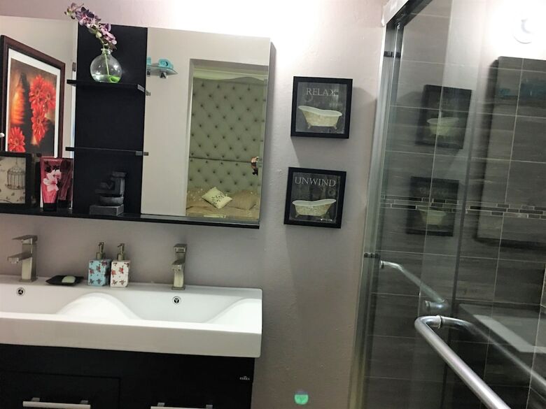 Apartamentos Abacus Jamaica The Zana Suite