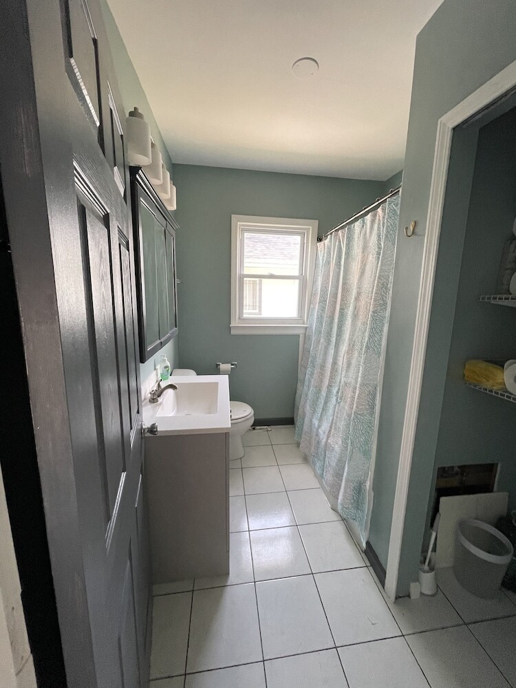 Pontiac House For A Short Term Rent