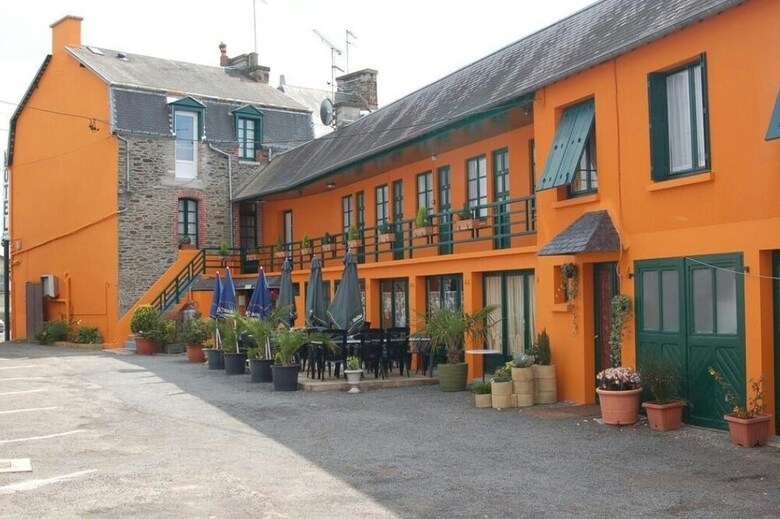 Hotel H�tel Au Jardin St Michel