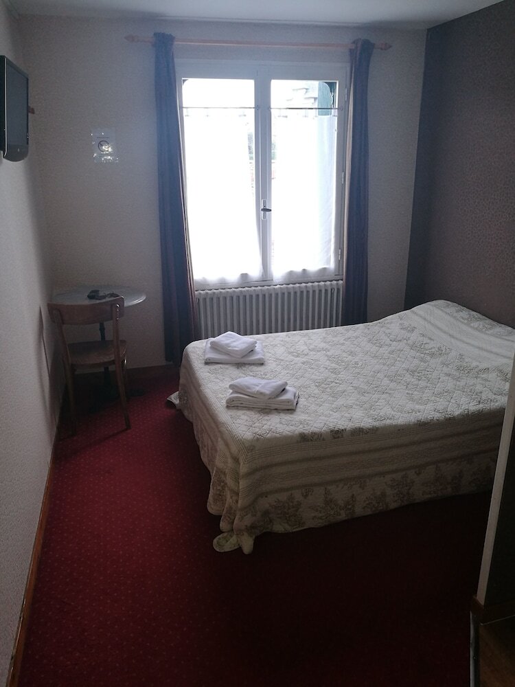 Hotel H�tel Au Jardin St Michel