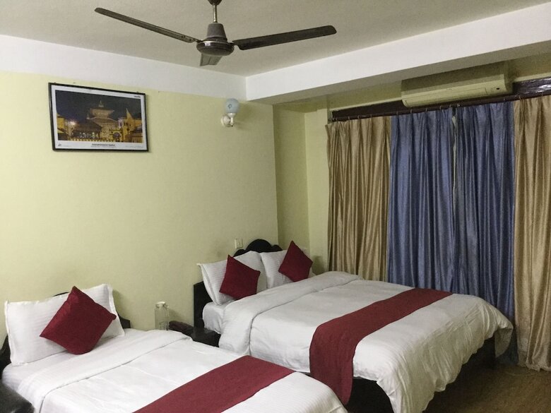 Hotel Everest Mount Holiday